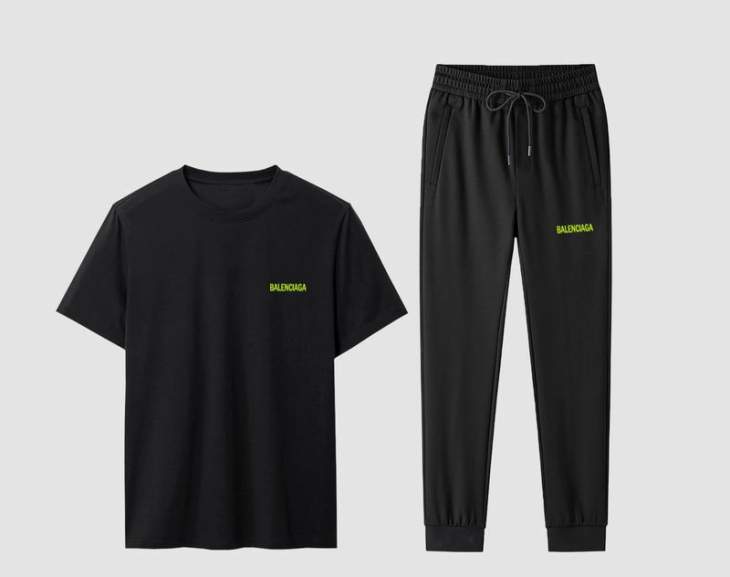 Picture of Balenciaga Shirt Pant Suits _SKUBalenciagaM-3XL1qr0219957